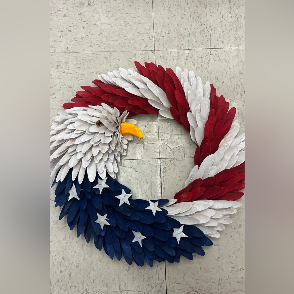 Wood carved patriotic wreath with eagle
